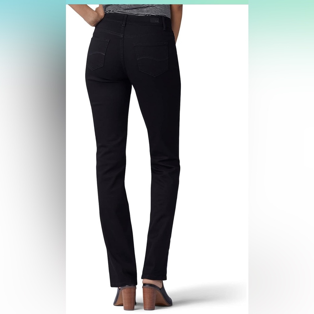 Lee Women's Ultra Lux Comfort Flex Motion Straight Leg Jeans Black NWT, Size 6